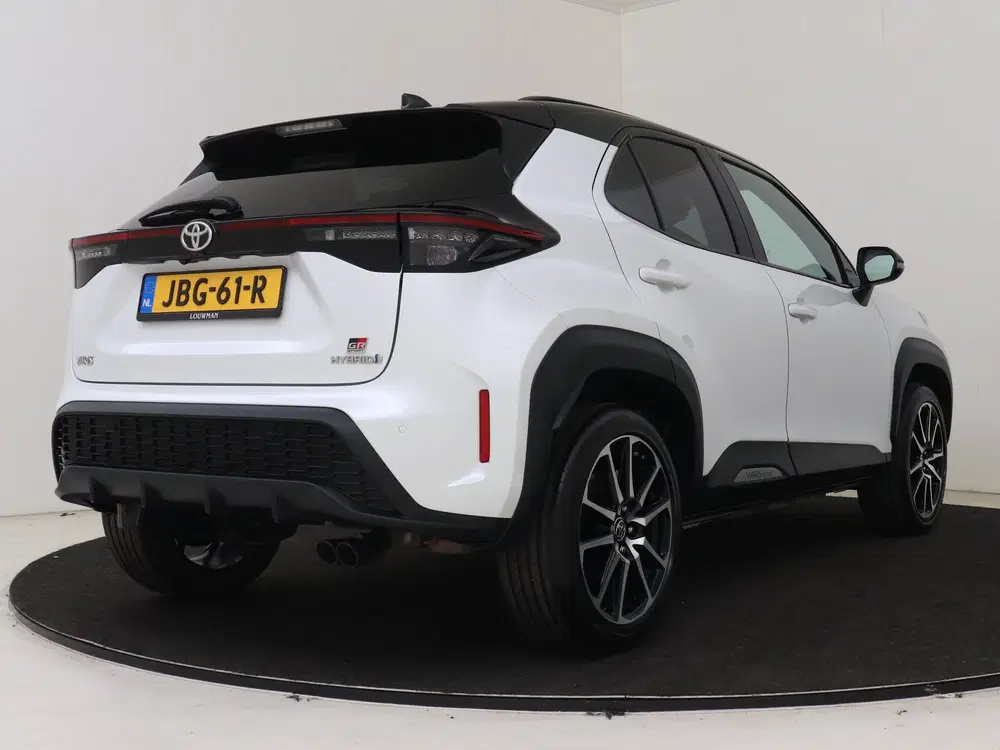 Toyota Yaris Cross 1.5 Hybrid GR Sport Limited uit 2023, foto 2