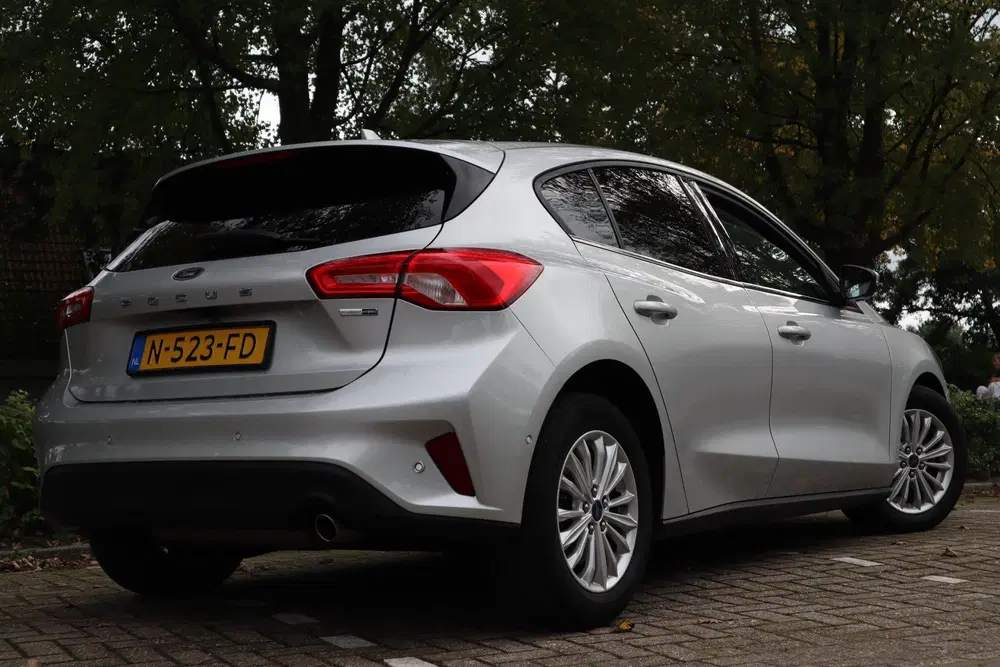 Ford Focus 1.0 EcoBoost Hybrid Titanium X Business uit 2021, foto 2