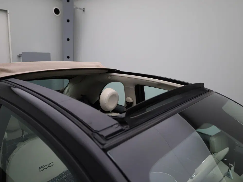 Fiat 500C 1.0 Hybrid Lounge uit 2021, foto 12