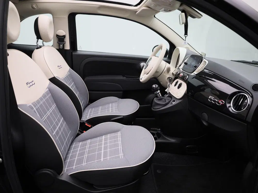 Fiat 500C 1.0 Hybrid Lounge uit 2021, foto 14