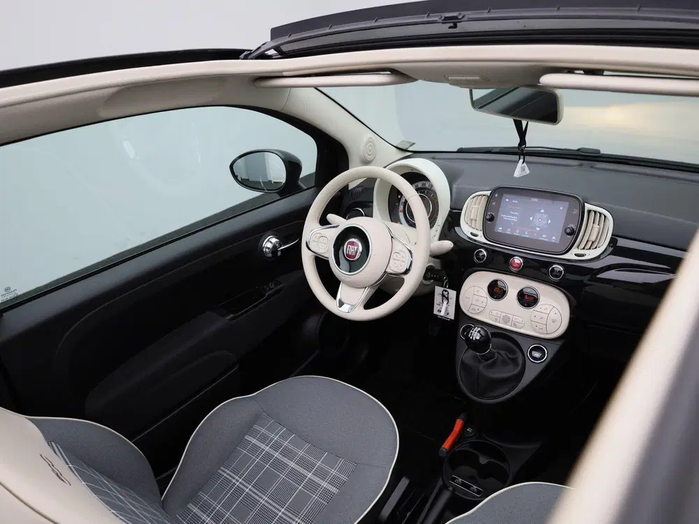 Fiat 500C 1.0 Hybrid Lounge uit 2021, foto 3