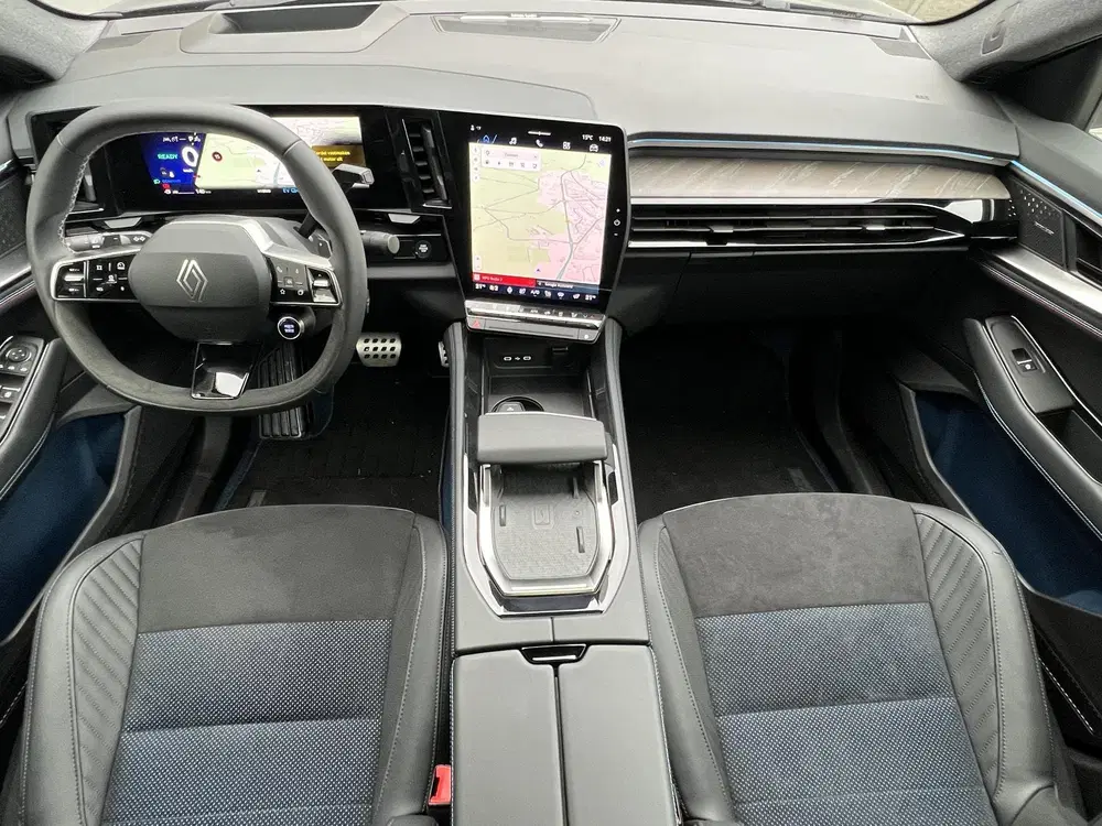 Renault Rafale 1.2 E-Tech 4x4 plug-in hybrid 300 atelier uit 2025, foto 2
