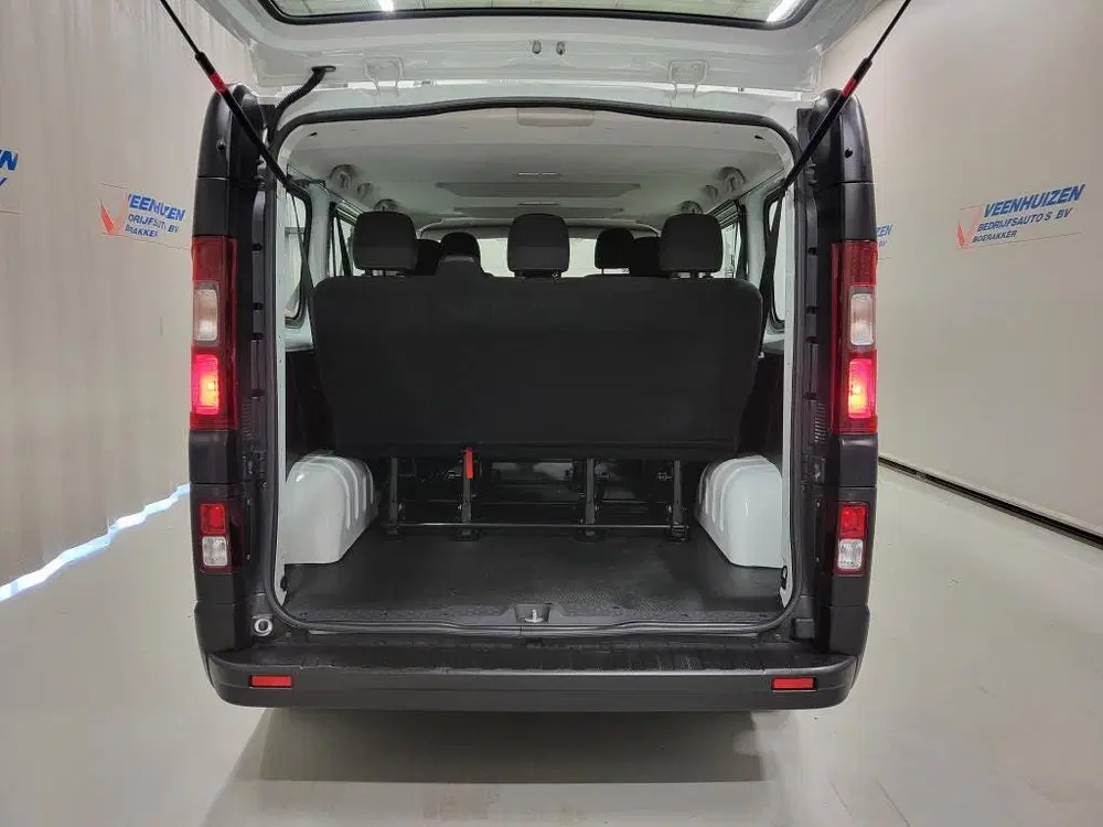 Renault Trafic 1.6dCi 8-Personenbus uit 2019, foto 5