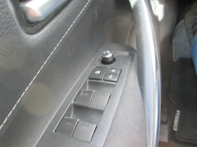 Toyota Corolla 1.8 Hybrid Active uit 2021, foto 11