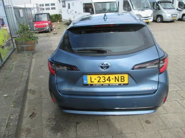 Toyota Corolla 1.8 Hybrid Active uit 2021, foto 3