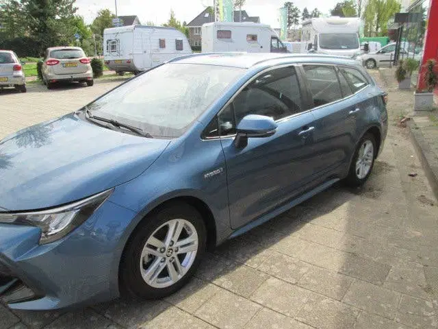 Toyota Corolla 1.8 Hybrid Active uit 2021, foto 4
