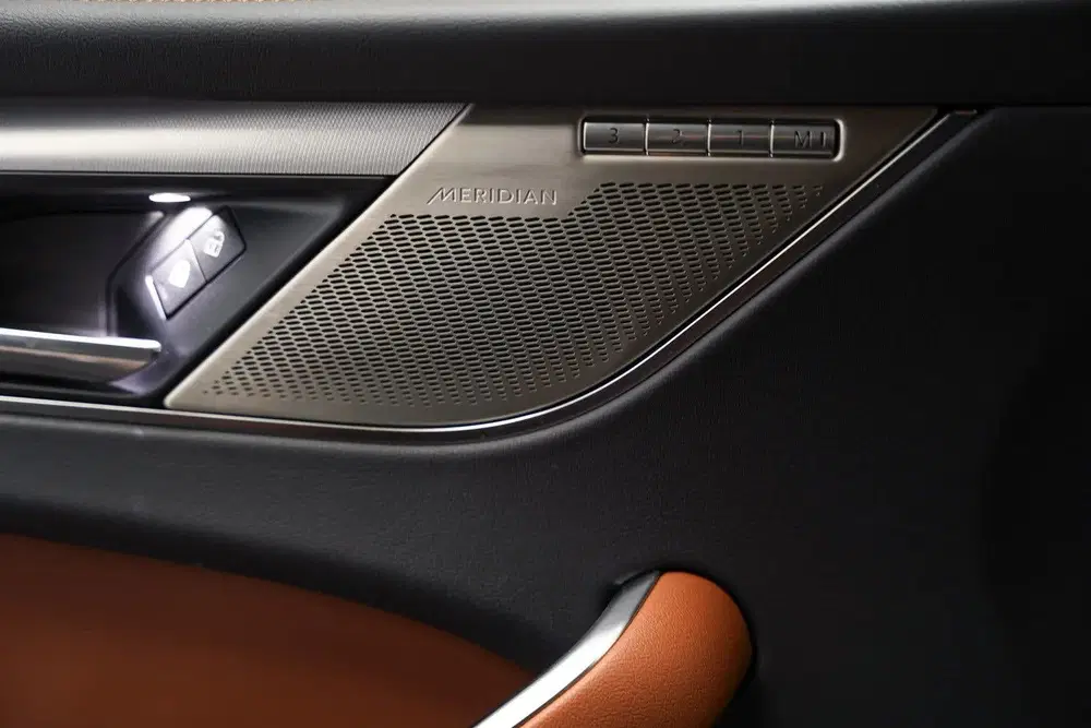 Jaguar F-Pace P400e PHEV R-Dynamic SE [ Panorama Leder M uit 2022, foto 13