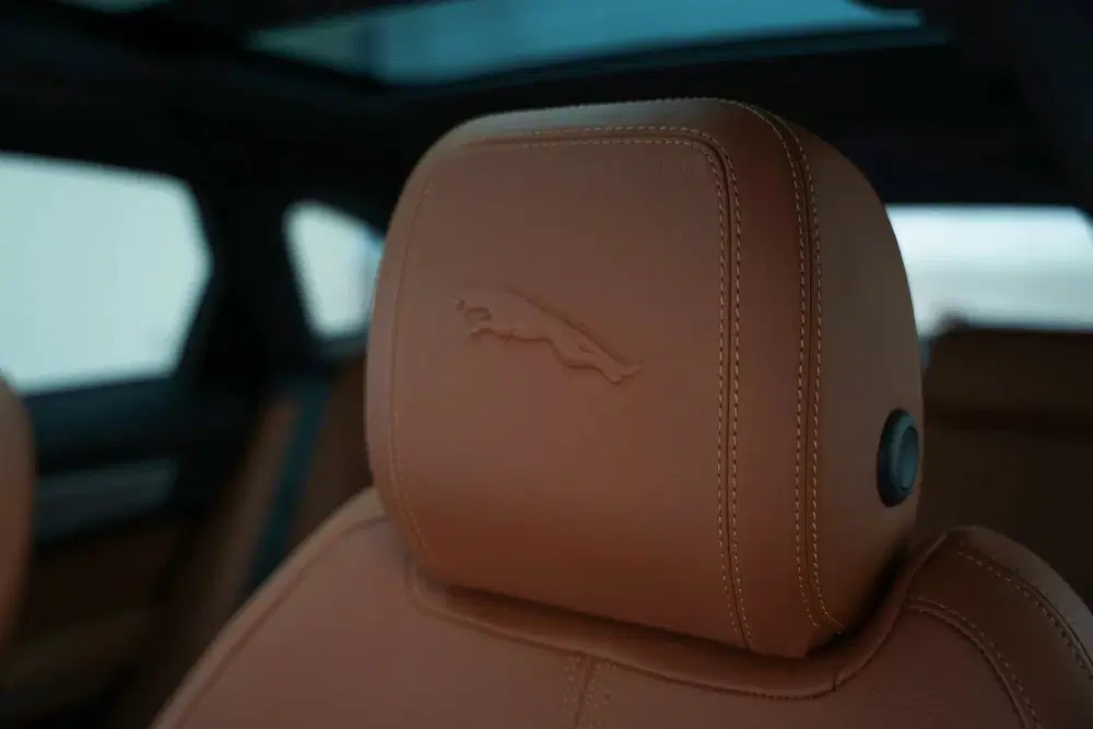 Jaguar F-Pace P400e PHEV R-Dynamic SE [ Panorama Leder M uit 2022, foto 15