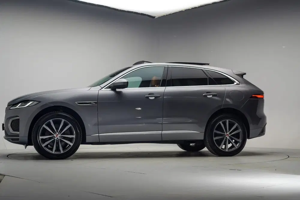 Jaguar F-Pace P400e PHEV R-Dynamic SE [ Panorama Leder M uit 2022, foto 2