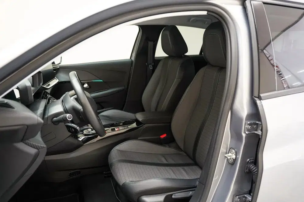 Peugeot 208 EV Allure 50 kWh 3-fase [ LED Apple uit 2021, foto 15