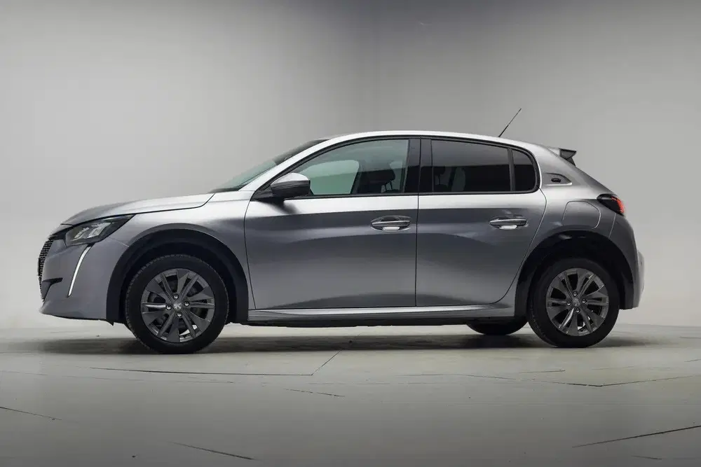 Peugeot 208 EV Allure 50 kWh 3-fase [ LED Apple uit 2021, foto 2