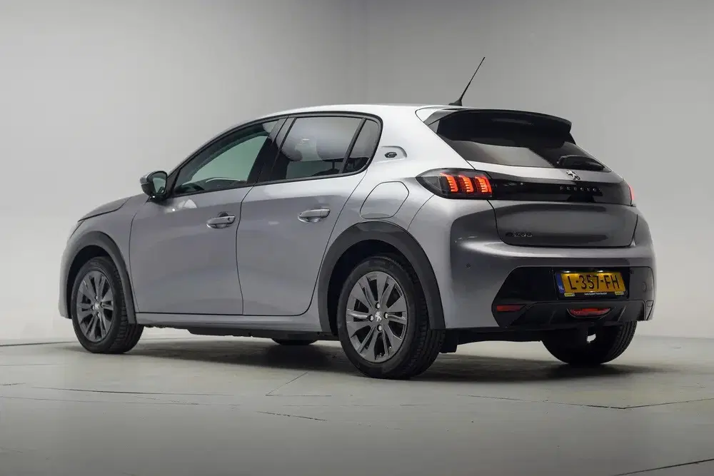 Peugeot 208 EV Allure 50 kWh 3-fase [ LED Apple uit 2021, foto 3