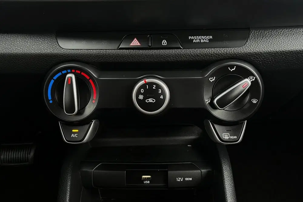 Kia Stonic 1.0 T-GDi DynamicLine AUT uit 2021, foto 15