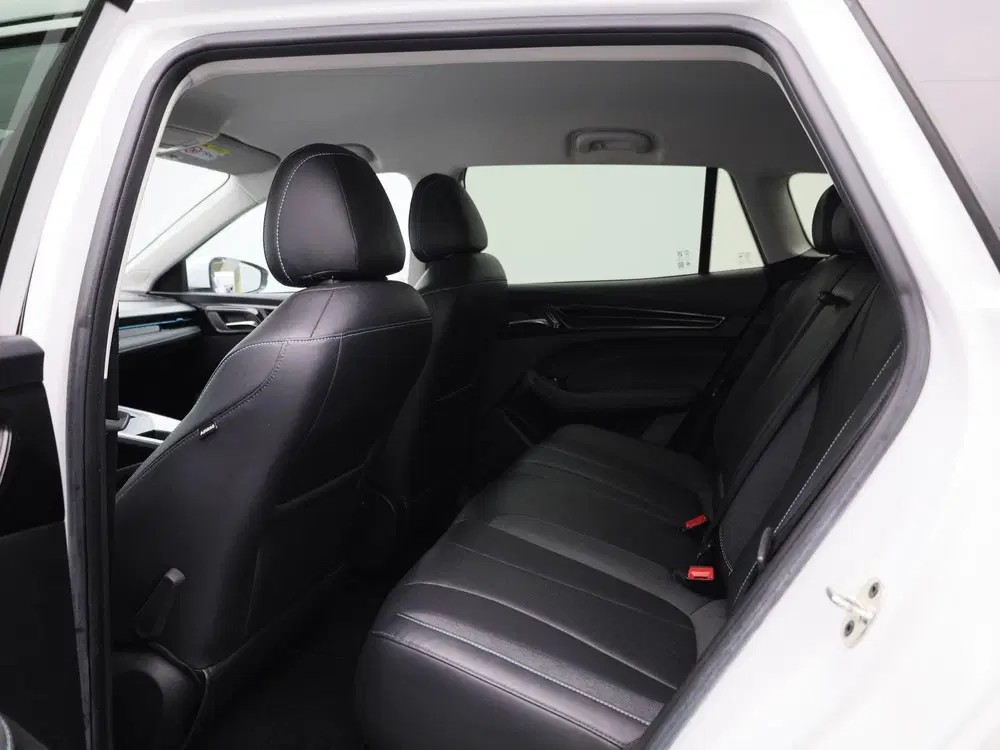 MG MG5 Long Range Luxury 61 kWh 93 uit 2023, foto 10