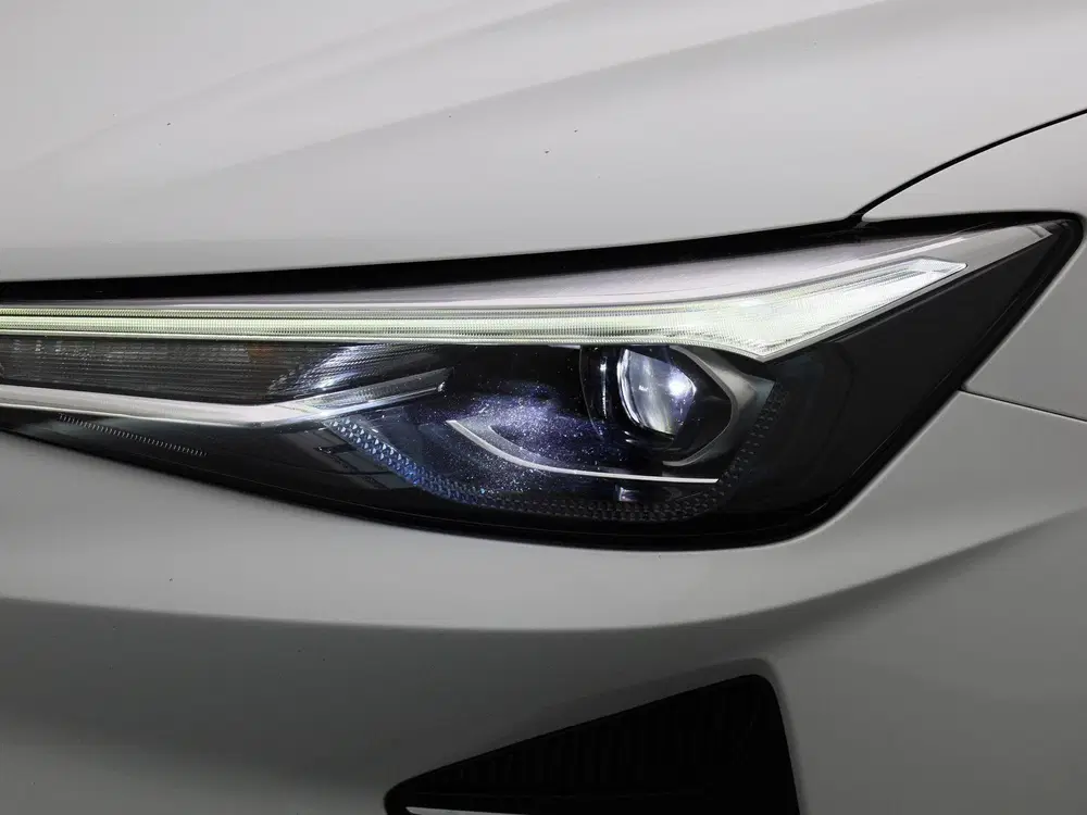 MG MG5 Long Range Luxury 61 kWh 93 uit 2023, foto 14