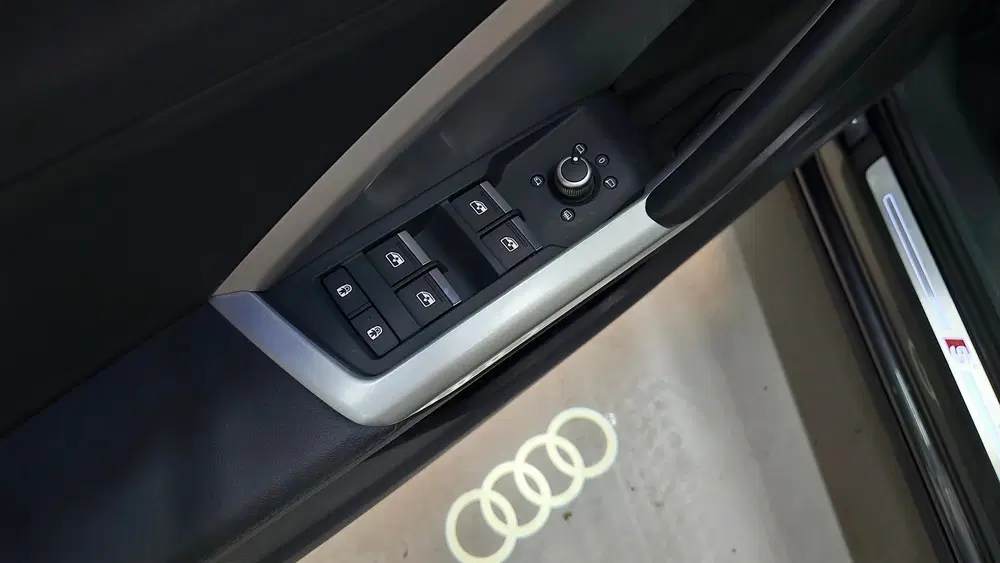 Audi Q3 45 TFSI e S-Line Keyless 360 Matrix Virtua uit 2021, foto 11