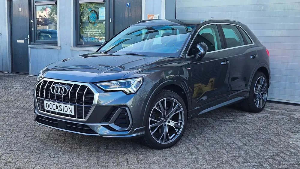 Audi Q3 45 TFSI e S-Line Keyless 360 Matrix Virtua uit 2021, foto 4