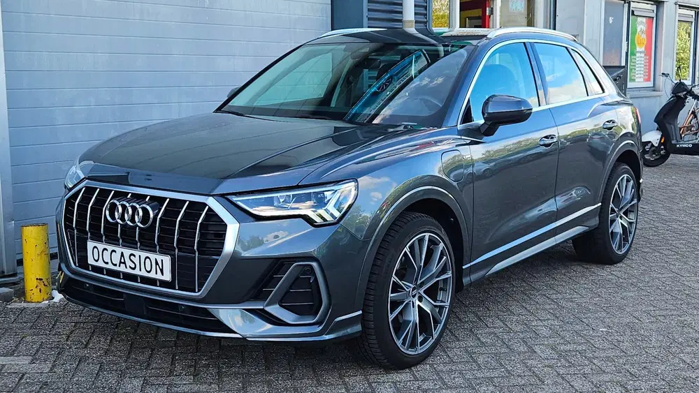 Audi Q3 45 TFSI e S-Line Keyless 360 Matrix Virtua uit 2021, foto 5