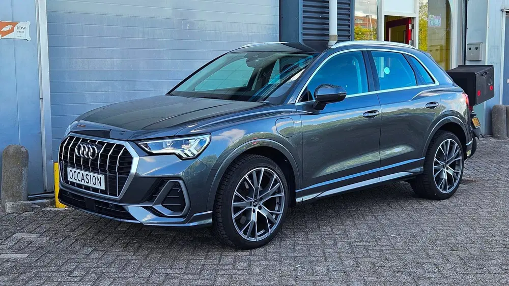 Audi Q3 45 TFSI e S-Line Keyless 360 Matrix Virtua uit 2021, foto 6
