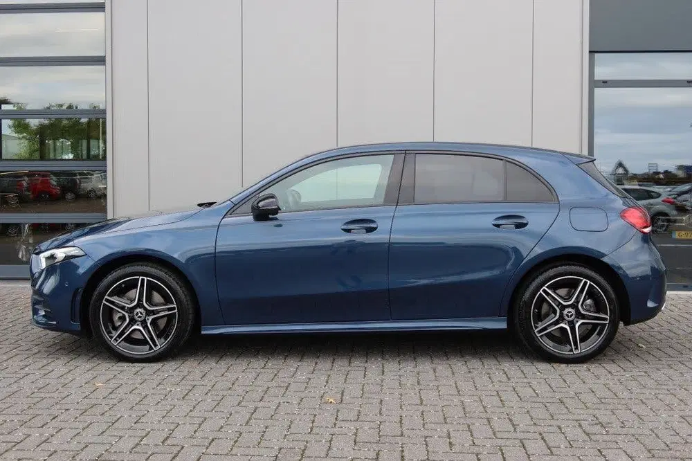 Mercedes-Benz A-Klasse 250 e AMG Line AUTOMAAT Plug in Hybri uit 2022, foto 3