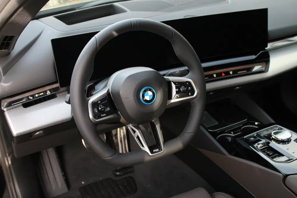 BMW i5 eDrive40 M Sport Automaat uit 2026, foto 2