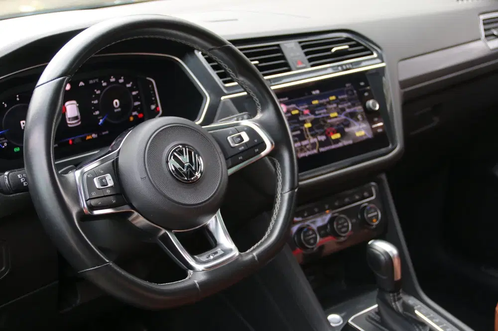 Volkswagen Tiguan Allspace 1.5 TSI Highline R-LINE PANO-DAK uit 2020, foto 13