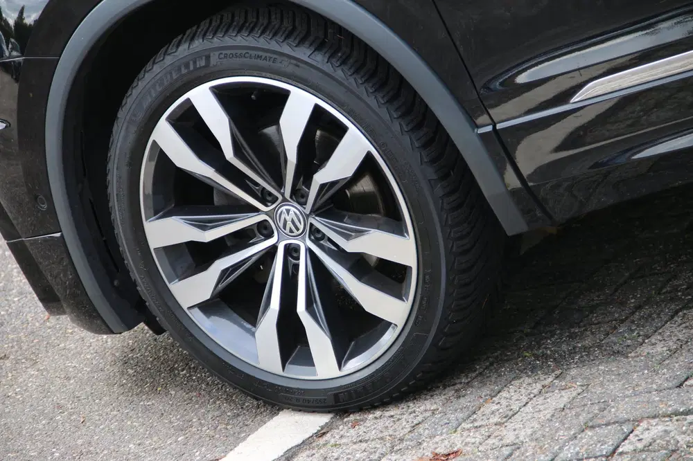 Volkswagen Tiguan Allspace 1.5 TSI Highline R-LINE PANO-DAK uit 2020, foto 4