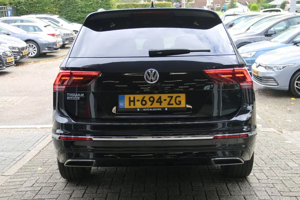 Volkswagen Tiguan Allspace 1.5 TSI Highline R-LINE PANO-DAK uit 2020, foto 6