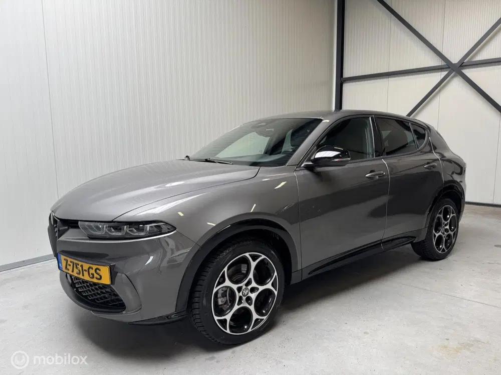 Alfa Romeo Tonale 1.3T PHEV Sprint uit 2024, foto 2