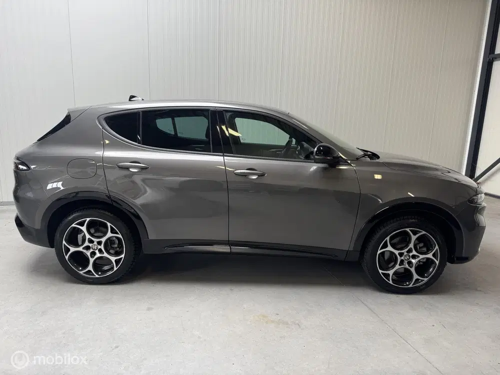 Alfa Romeo Tonale 1.3T PHEV Sprint uit 2024, foto 6
