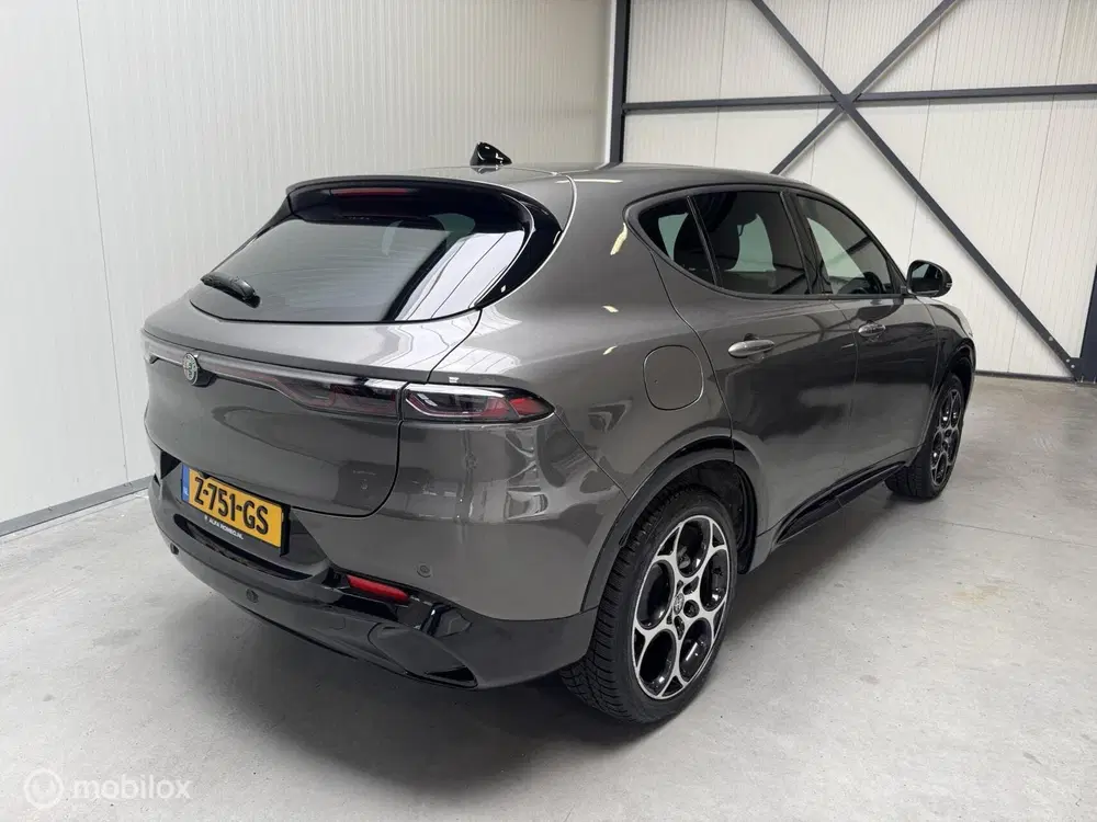 Alfa Romeo Tonale 1.3T PHEV Sprint uit 2024, foto 8