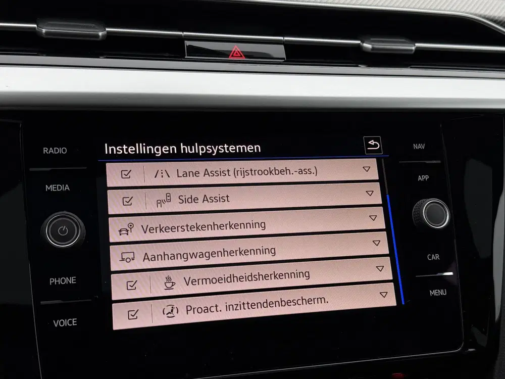 Volkswagen Arteon 1.4 TSI eHybrid R-Line Business+ Pano uit 2023, foto 13