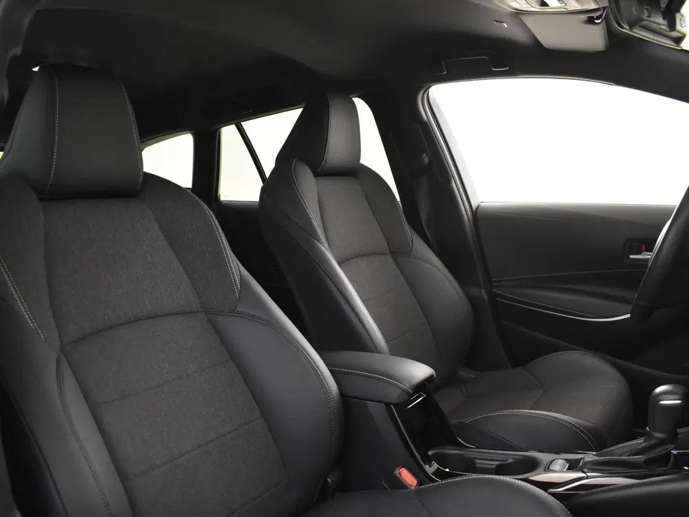 Toyota Corolla Touring Sports Hybrid 140 Dynamic uit 2024, foto 4