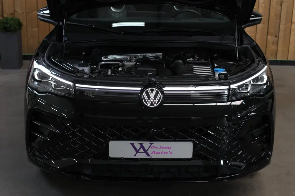 Volkswagen Tiguan 1.5 eTSI R-Line *Pano*H uit 2026, foto 11