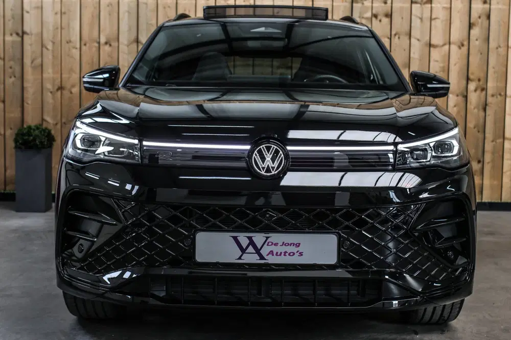 Volkswagen Tiguan 1.5 eTSI R-Line *Pano*H uit 2026, foto 9