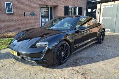 Porsche Taycan Performance 84 kWh uit 2021