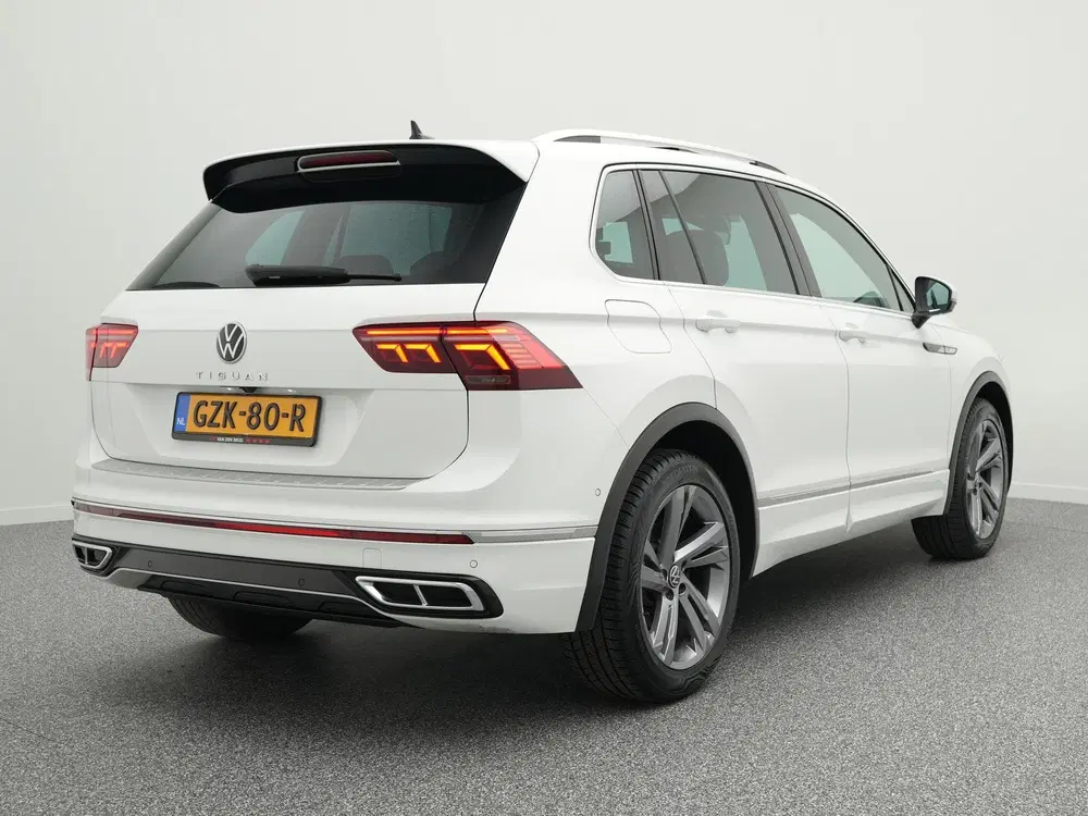 Volkswagen Tiguan R-Line 1.5 TSI 150 PK DSG uit 2022, foto 2