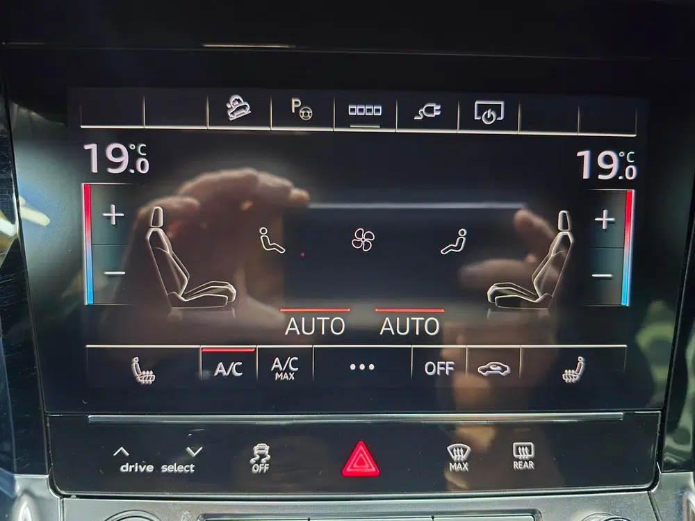 Audi e-tron 55 quattro S edition 95 kWh 2x S-Line Blac uit 2022, foto 15
