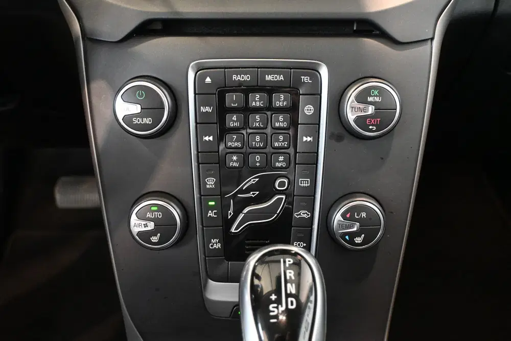 Volvo V40 1.5 T3 Momentum Automaat Clima Cruise cont uit 2019, foto 10