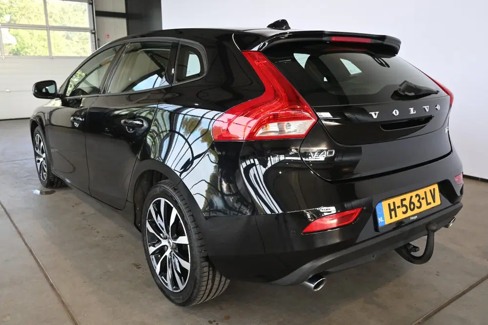 Volvo V40 1.5 T3 Momentum Automaat Clima Cruise cont uit 2019, foto 13