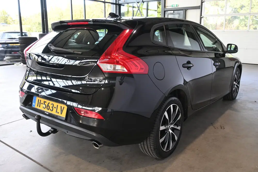 Volvo V40 1.5 T3 Momentum Automaat Clima Cruise cont uit 2019, foto 14