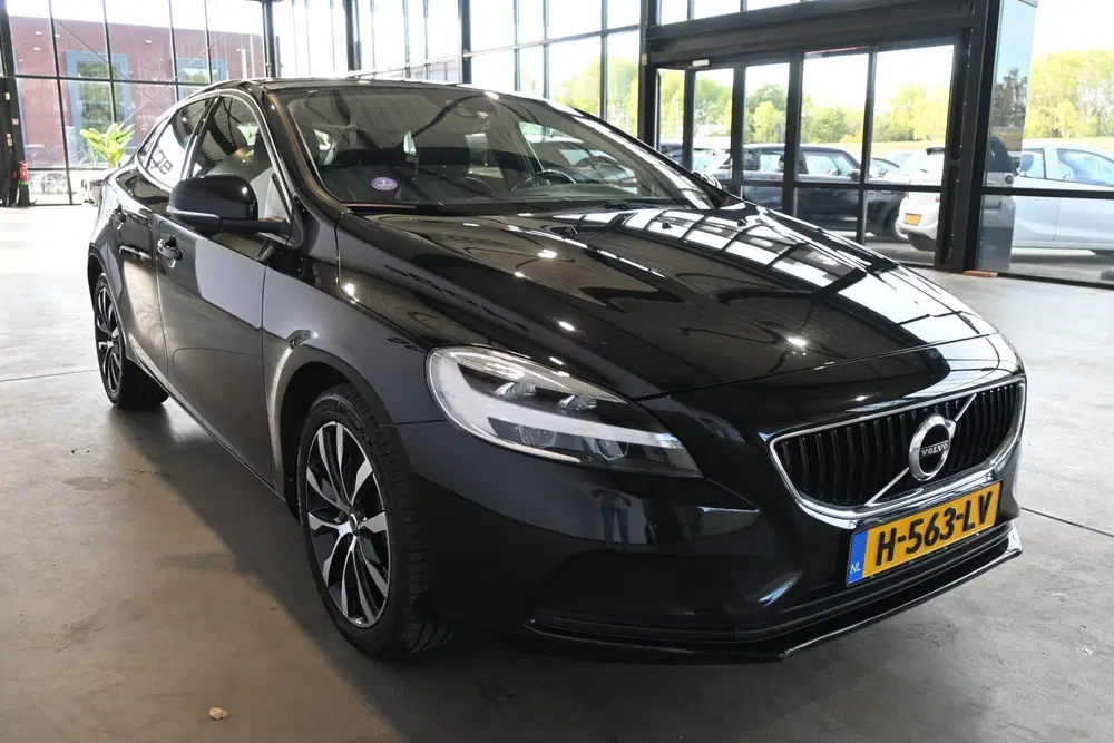 Volvo V40 1.5 T3 Momentum Automaat Clima Cruise cont uit 2019, foto 5