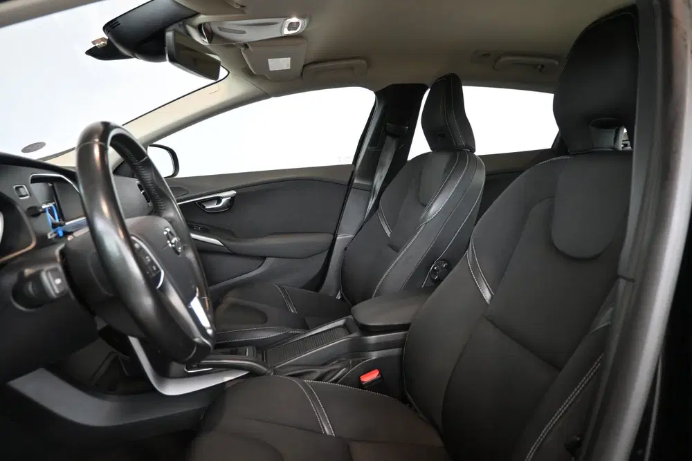 Volvo V40 1.5 T3 Momentum Automaat Clima Cruise cont uit 2019, foto 7