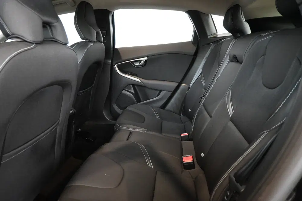 Volvo V40 1.5 T3 Momentum Automaat Clima Cruise cont uit 2019, foto 8
