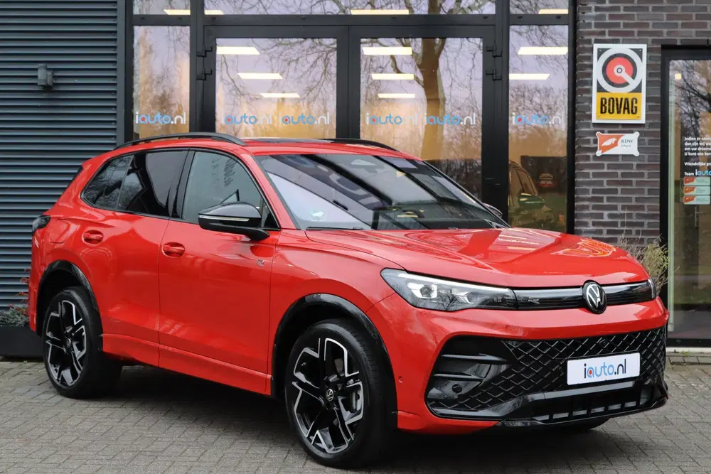 Volkswagen Tiguan 1.5 eHybrid 272pk R-Line Black Style Pano uit 2025, foto 5
