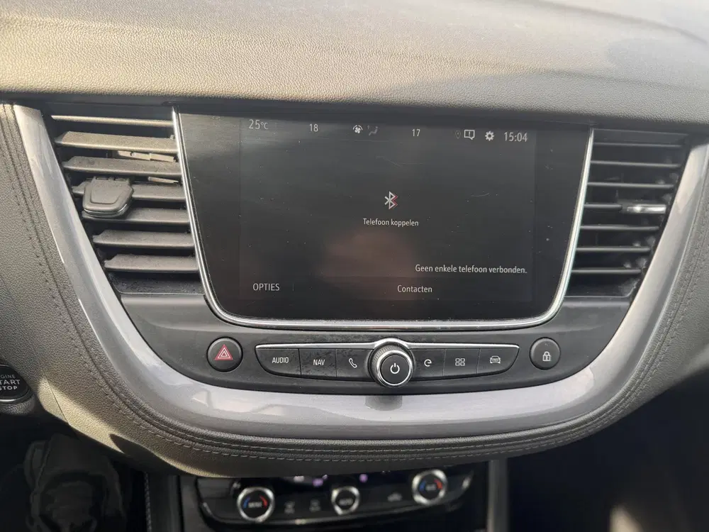 Opel Grandland 1.6 Turbo Hybrid4 Elegance uit 2021, foto 15