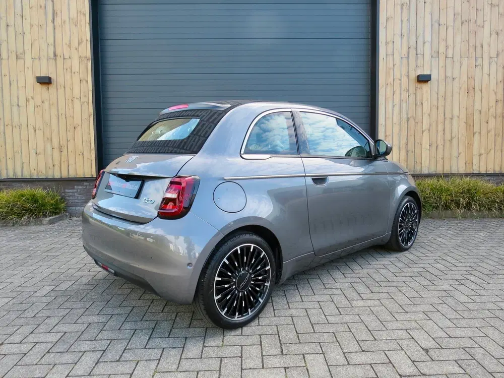 Fiat 500e La Prima cabrio 42 kWh *Carplay *Acc *Luxe uit 2023, foto 9