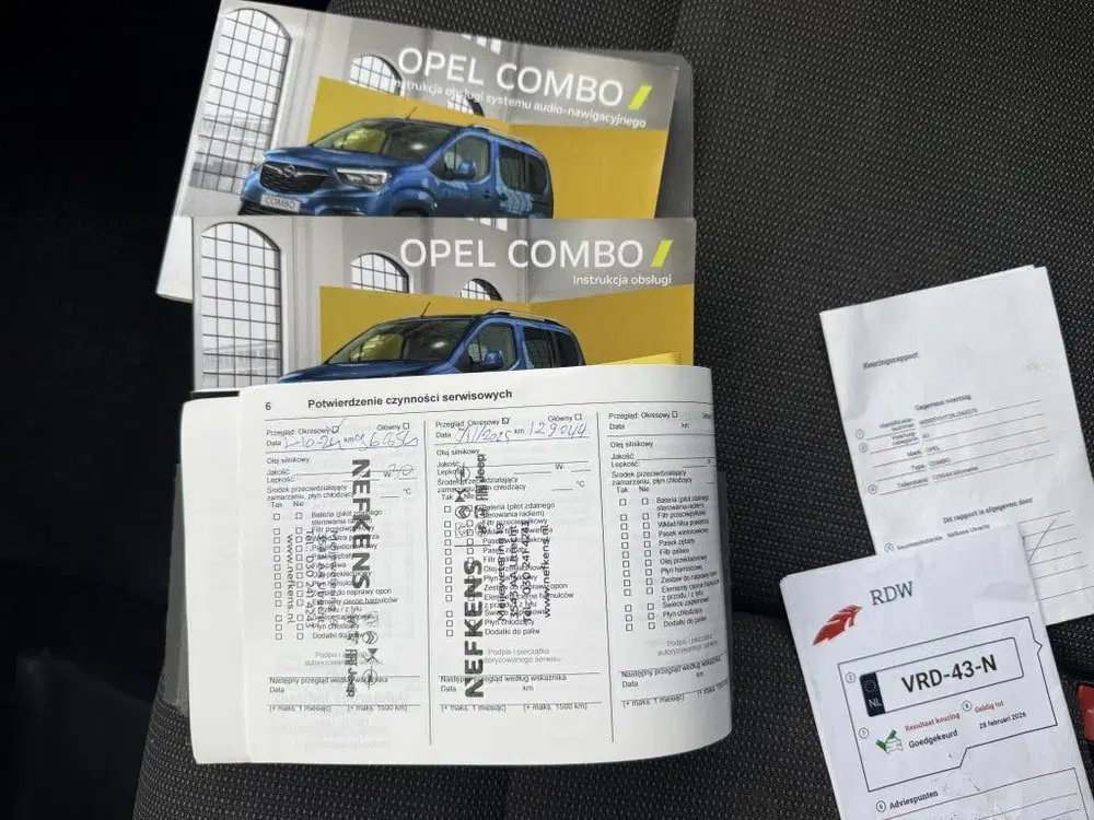 Opel Combo 1.5D L2H1 Edition uit 2022, foto 12