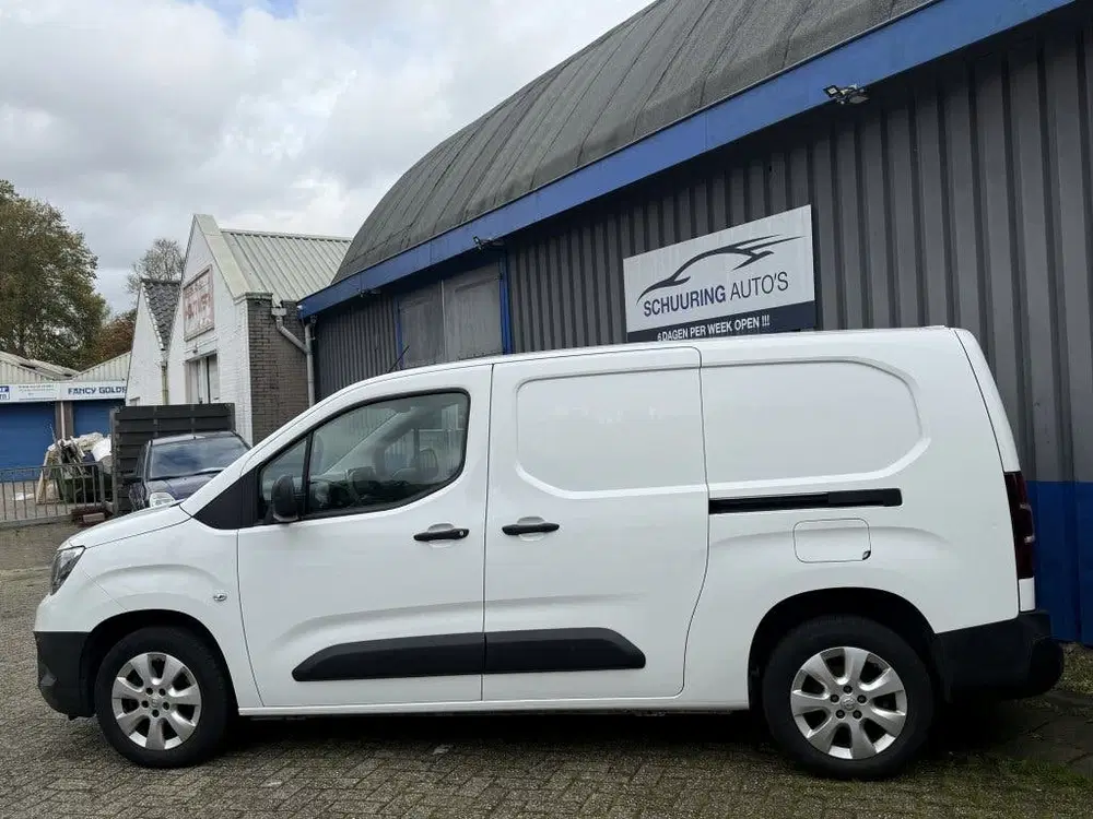 Opel Combo 1.5D L2H1 Edition uit 2022, foto 2