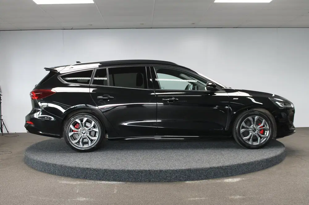 Ford Focus 1.0 EcoBoost Hybrid ST Line Style uit 2023, foto 3